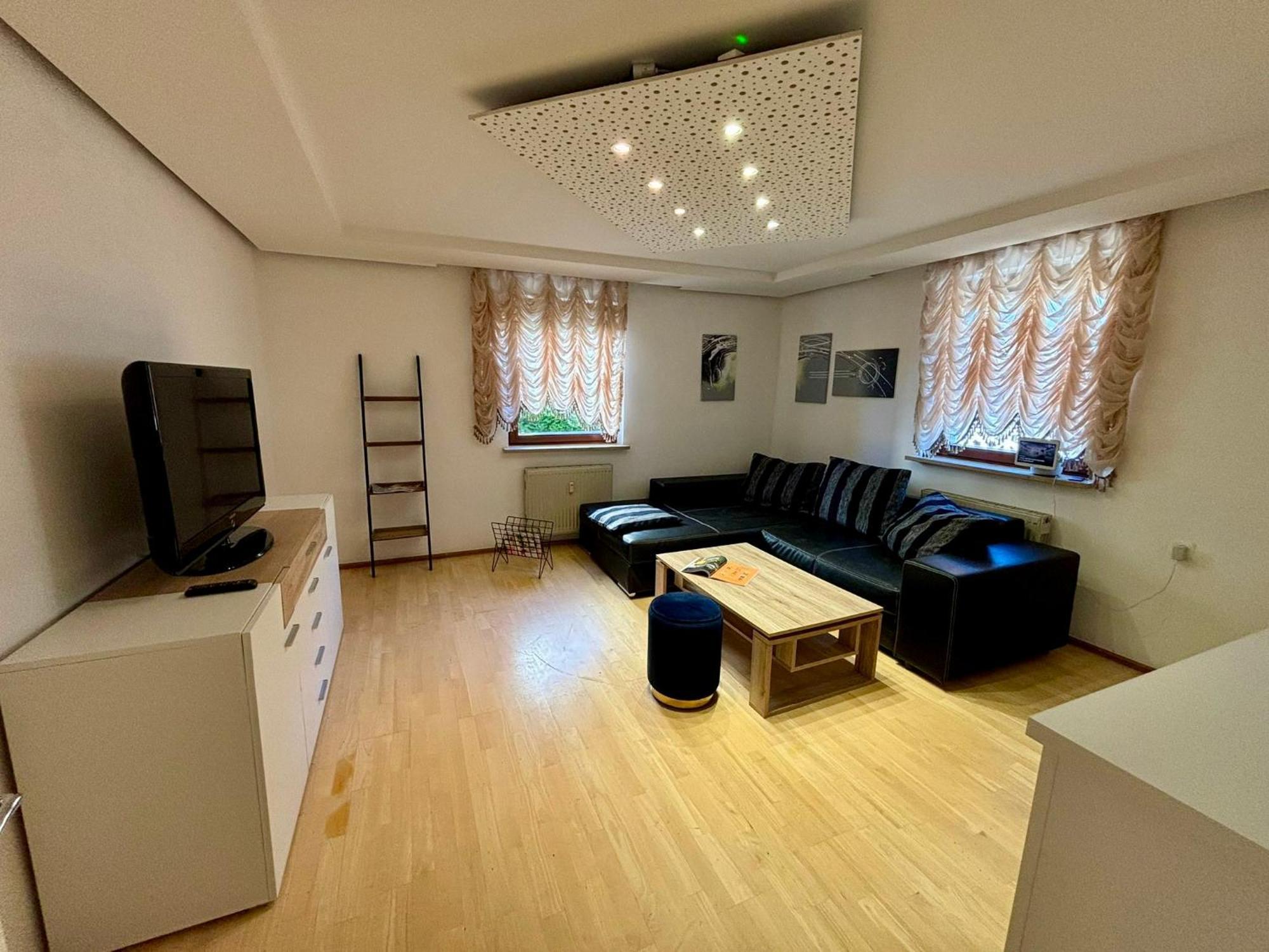 מינכן Erdgeschosswohnung Neben Schloss Blutenburg Mit Privatem Garten מראה חיצוני תמונה